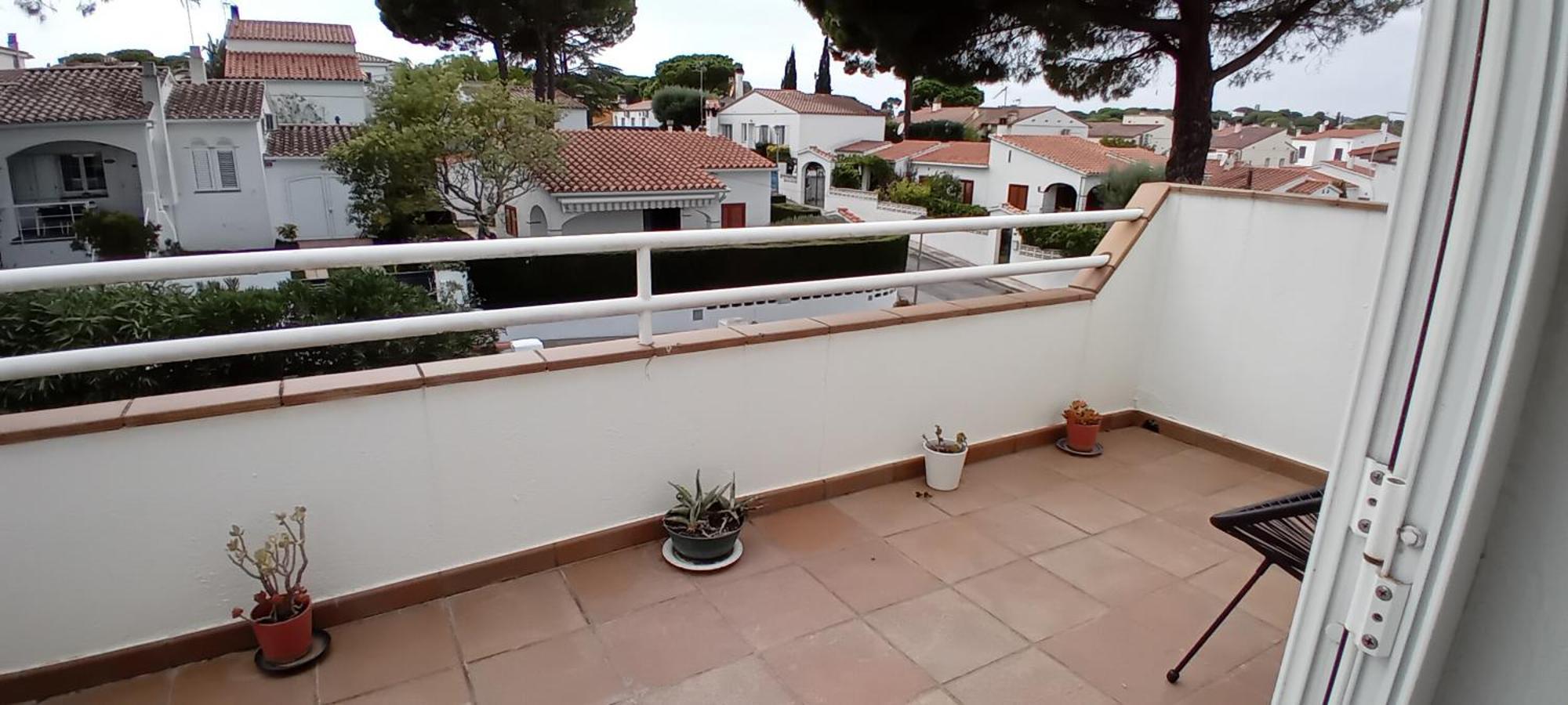 El Mon Bed & Breakfast L'Escala Exterior photo